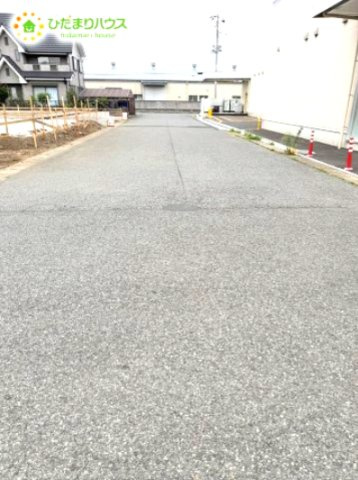 野田市なみき第7　新築戸建　1号棟の前面道路含む現地写真|接道：北東側8m公道・南東側8ｍ公道