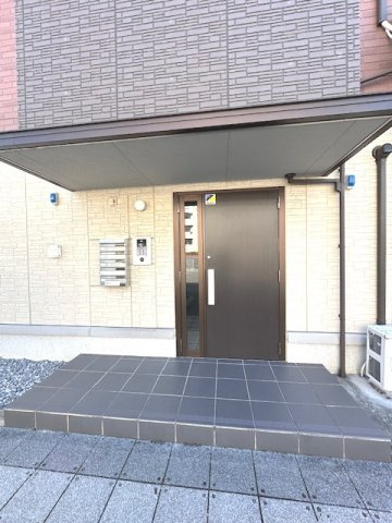 パレスプリメーロのエントランス|落ち着いたエントランスです