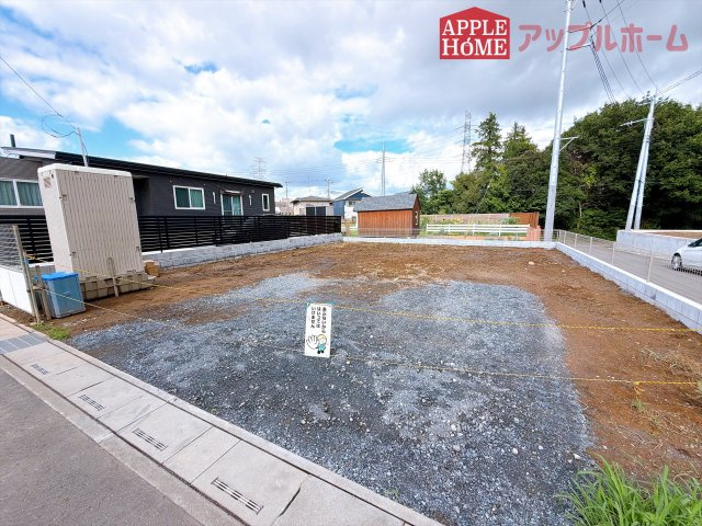 [新築住宅] 熊谷市押切 第1期 全1棟の前面道路含む現地写真