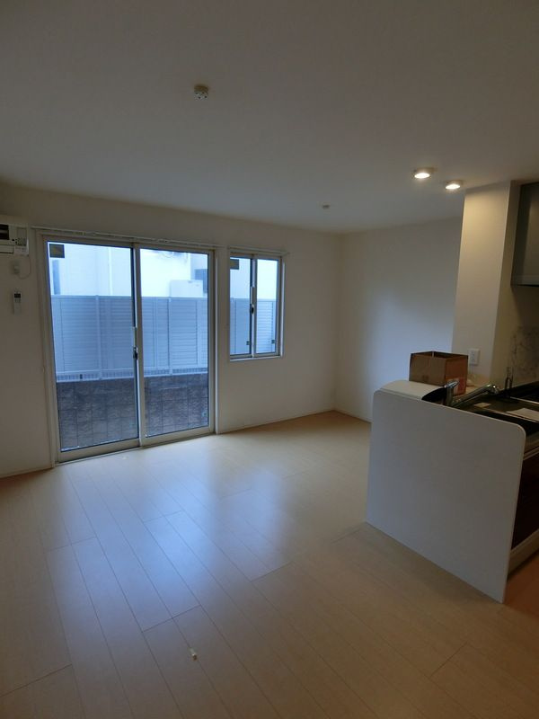 D-room春日の居間・リビング