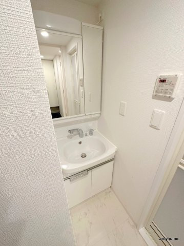 ソルテラス阿波座ウィズ　仲介手数料無料の洗面所