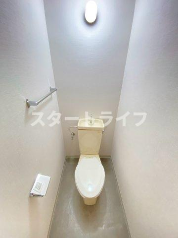 大阪市東淀川区豊新１丁目の賃貸マンションのトイレ
