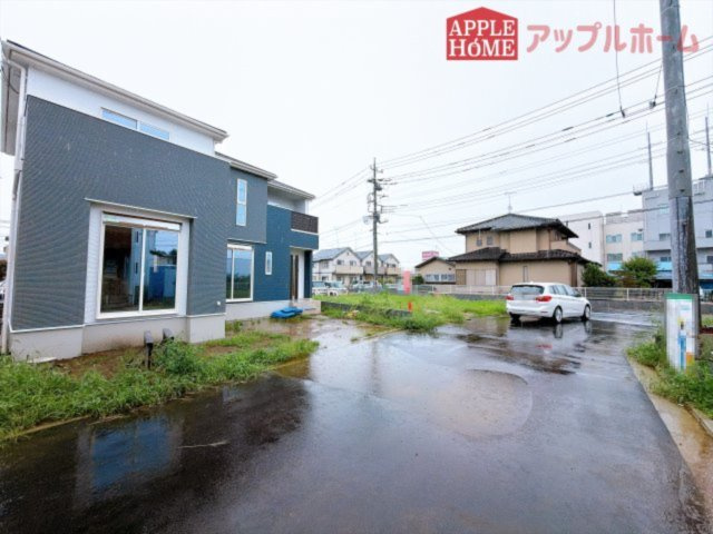 [新築住宅] 坂戸市鎌倉町 全6区画の前面道路含む現地写真