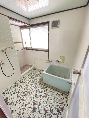 厳木岩屋借家の浴室