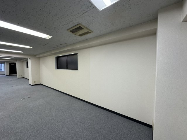 大阪市西区北堀江１丁目の事務所の洋室