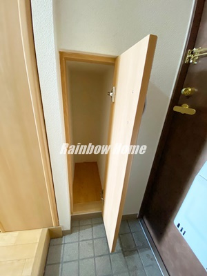 アヴァンスの玄関