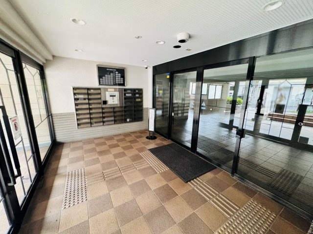 【エントランス】 | ライオンズマンション赤塚公園　（成増店） | この地でゆったりと始まる新生活

