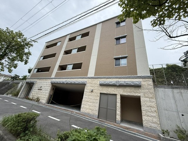 エレガンス箕面船場