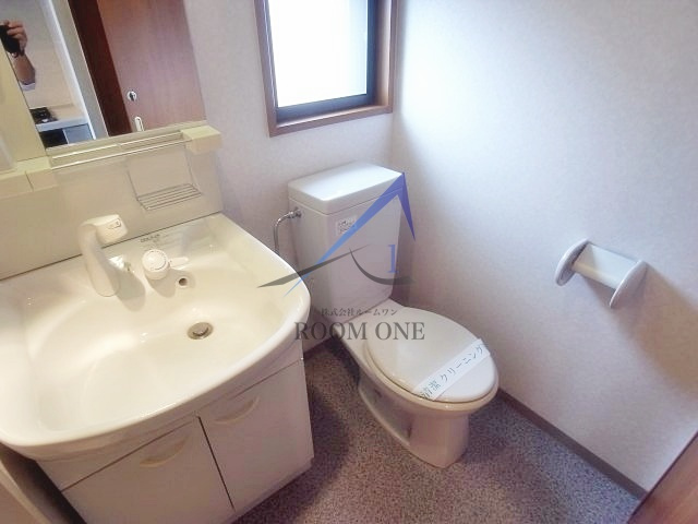 トーシンフェニックス中野新橋パインアイルのトイレ|トイレです。