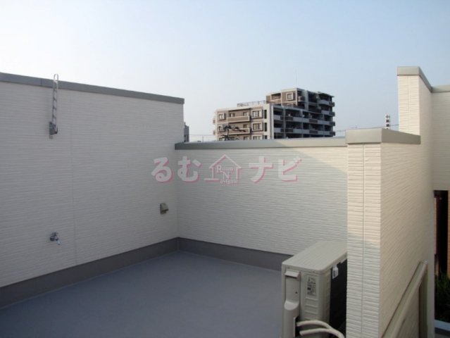 福岡市南区横手２丁目のアパートのバルコニー