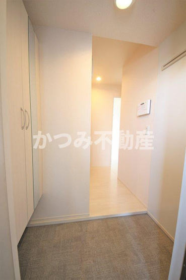 【玄関】 | ディアマンテ　（D-ROOM） | ※他号室参考写真※