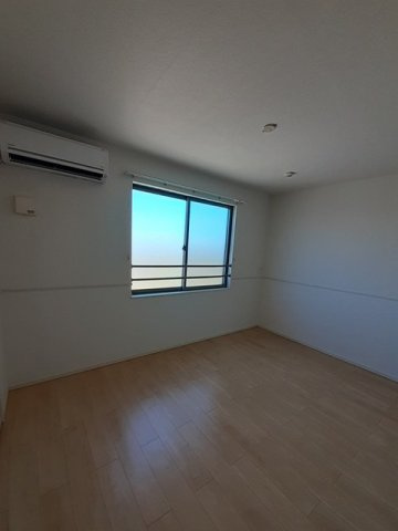 フェリチタ　ナギの木の内装