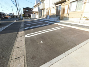 【駐車場】