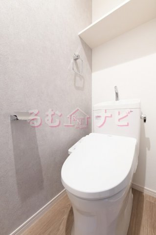 春日市宝町３丁目のアパートのトイレ