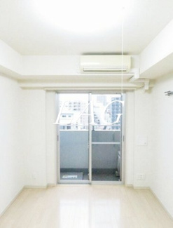 【居間・リビング】 | ガーラ・グランディ大森 | 洋室のお部屋です。