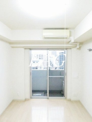 【居間・リビング】 | ガーラ・グランディ大森 | 洋室のお部屋です。
