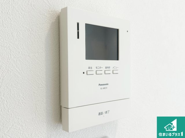 ◆堺市堺区大浜中町　新築一戸建ての防犯設備|カラーモニターインターホン！声だけでなく来訪者の姿や顔がモニターで確認できるので、小さなお子様がいらっしゃるご家庭でも安心できます！