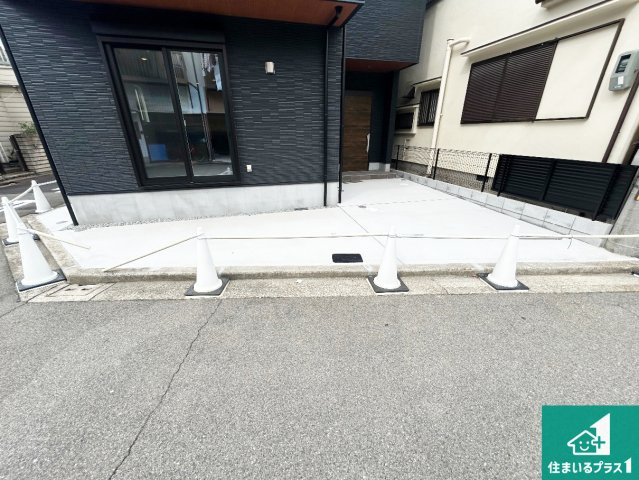 ◆堺市堺区大浜中町　新築一戸建ての駐車場|駐車スペース！散水栓があるので、こまめに愛車を洗えます！