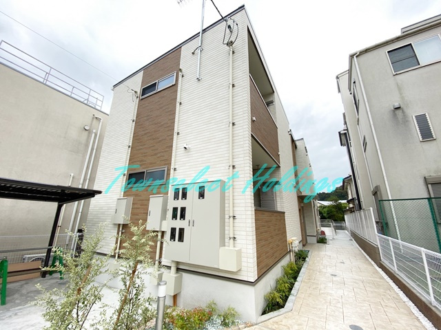 鎌倉市材木座６丁目のアパート