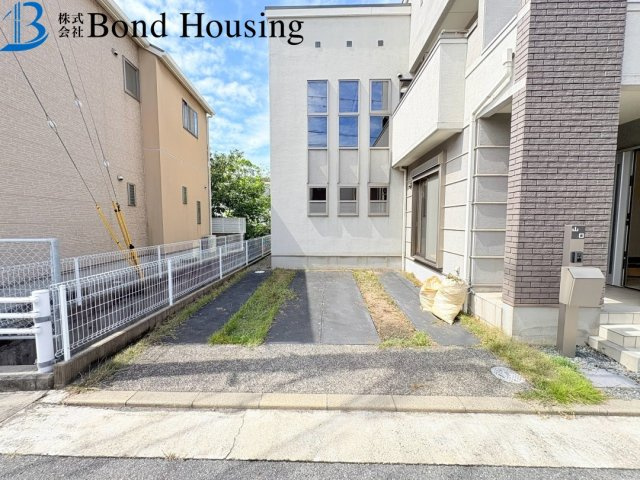 駐車並列2台　土山駅徒歩18分　魚住町清水　中古戸建の庭