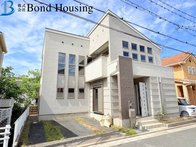 駐車並列2台　土山駅徒歩18分　魚住町清水　中古戸建の外観