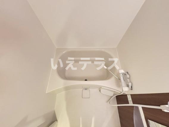 セレニテ神戸元町プリエの浴室