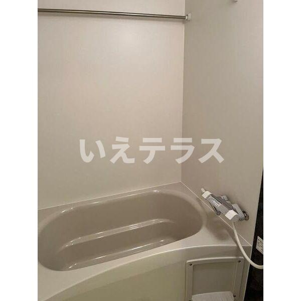 セレニテ神戸元町プリエの浴室