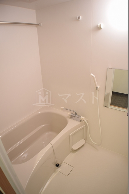 エクシード弁天Ⅳの浴室|※別号室参考写真