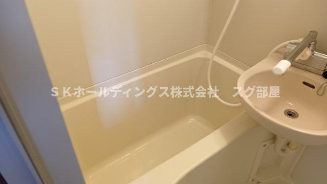 オークサンガの浴室