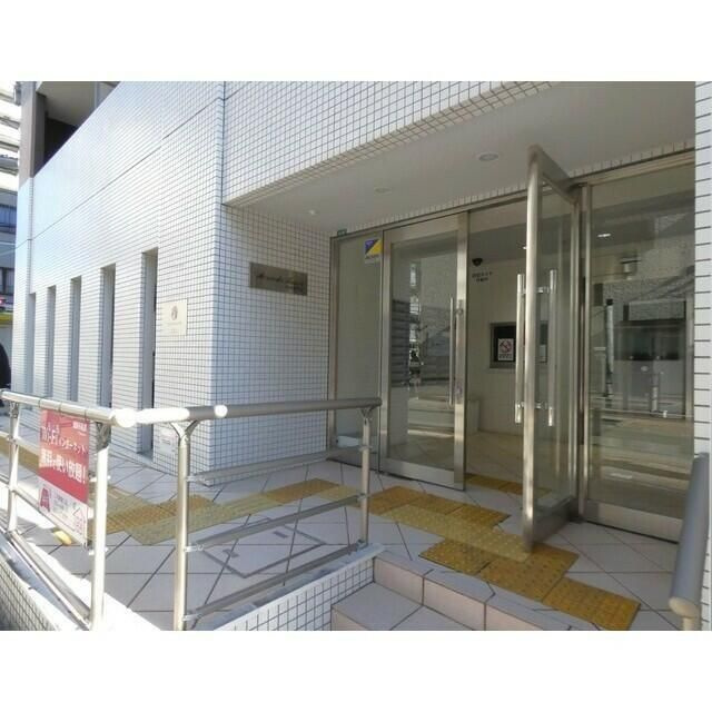 アクシーズタワー川口幸町Ⅱのエントランス