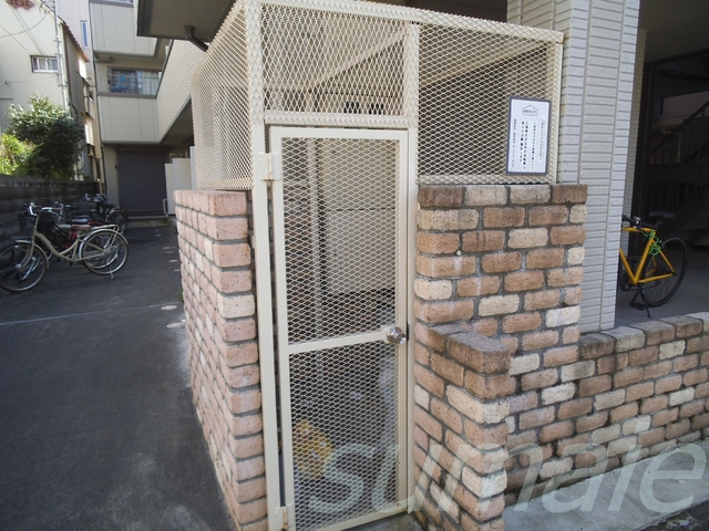 Ｎｅｕｅ　Ｂｕｒｇ東十条のその他共用部分|ゴミ捨て場です♪