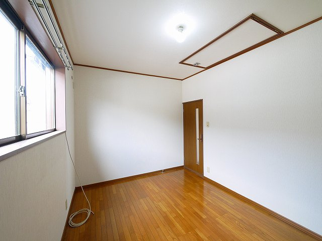 荒井スカイヴィレッジの洋室|使い勝手のいい洋室です