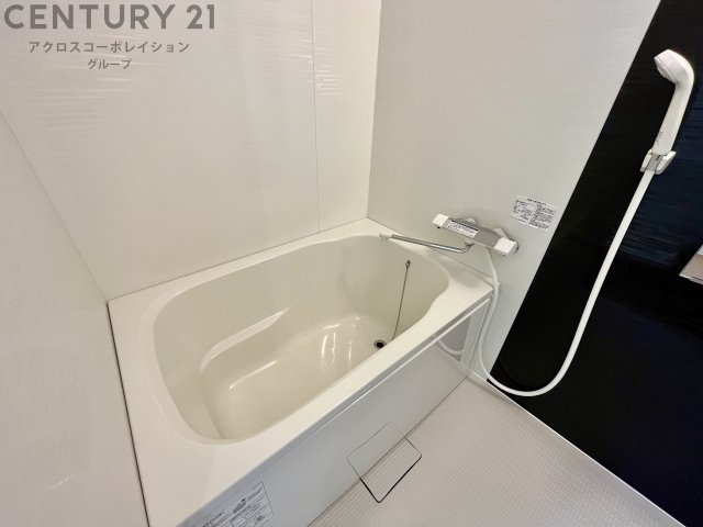 シンプルで機能的なユニットバスです！