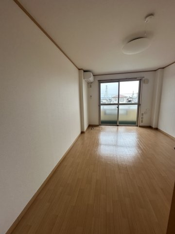 ライフパークアレイの居間・リビング