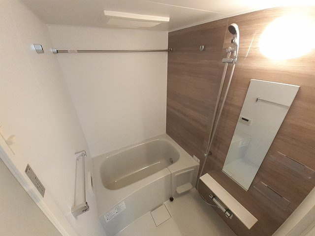 アンジュ　ド　ボヌール　香里園の浴室|ゆったり過ごせるお風呂です