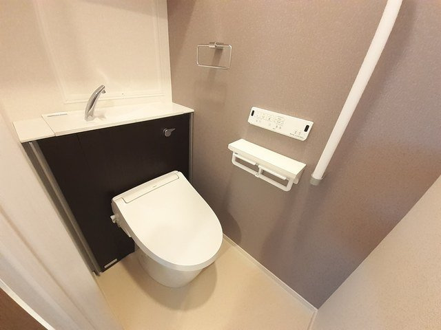 アンジュ　ド　ボヌール　香里園のトイレ|トイレもきれいです