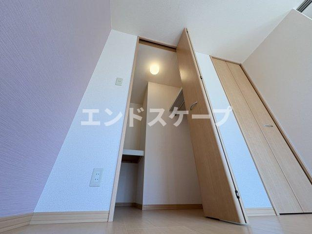 リビングタウン下石倉Ａの収納|高崎、前橋のお部屋探しはエンドスケープまで！お客様の理想お聞かせ下さい♪