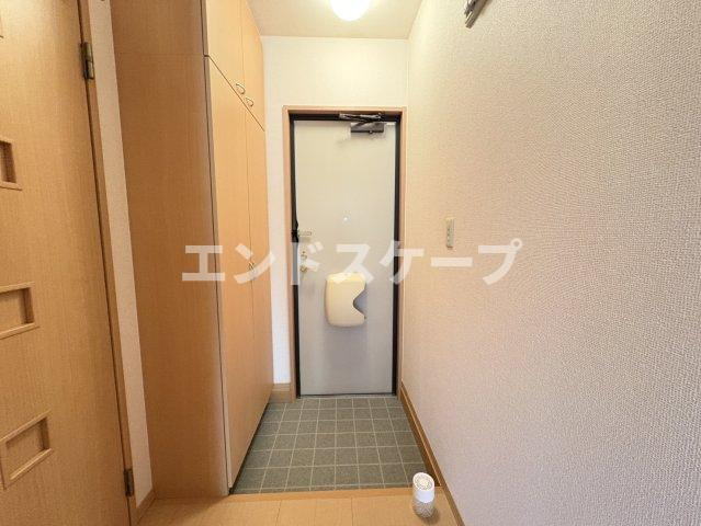 リビングタウン下石倉Ａの玄関|高崎、前橋のお部屋探しはエンドスケープまで！お客様の理想お聞かせ下さい♪