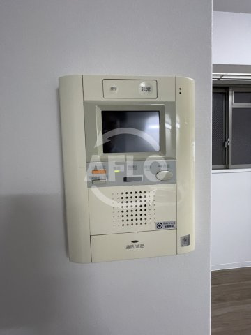 フロンティアタワー九条Ⅲ(旧CITY SPIRE九条Ⅲ)のセキュリティ|フロンティアタワー九条Ⅲ　モニター付きインターホン