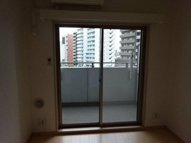 アヴァンツァーレ新宿ピアチェーレの寝室