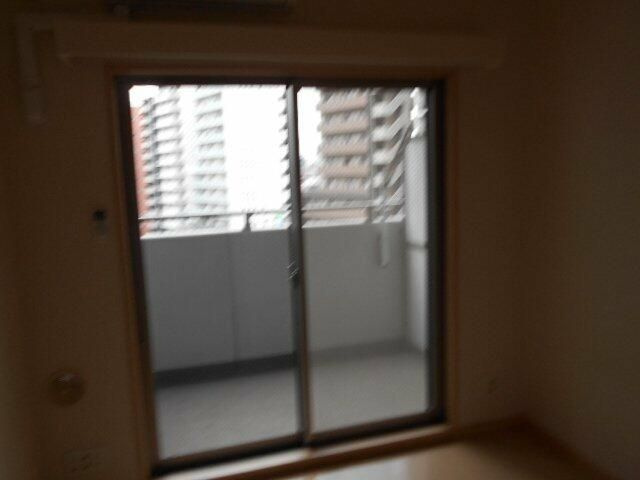 アヴァンツァーレ新宿ピアチェーレの寝室