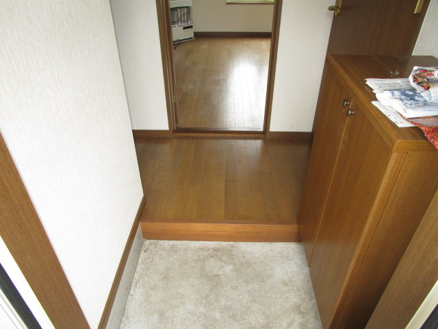 ラッキーハイツⅢの玄関