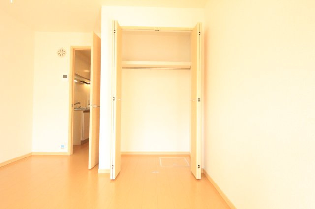 アルカンシェルの収納|※類似部屋