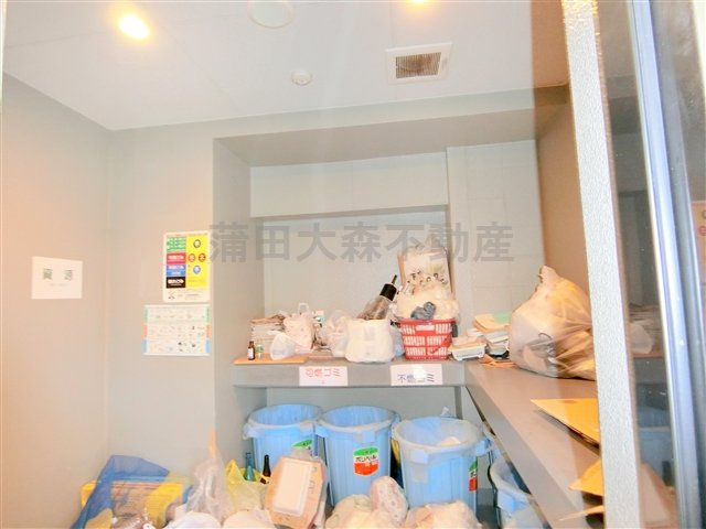 ルーブル大森町のその他共用部分|曜日時間関係なくゴミ捨て可能な敷地内ゴミ捨て場！
