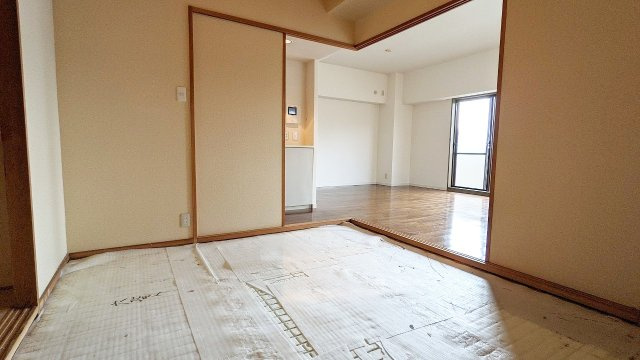 パークハイム宝塚清荒神の和室