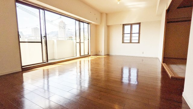パークハイム宝塚清荒神の居間・リビング