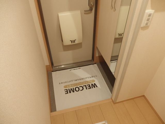 コリエンテ緑丘の玄関