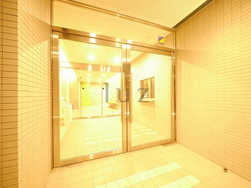 パークハウス鶴見本町通のエントランス|オシャレなエントランスです！