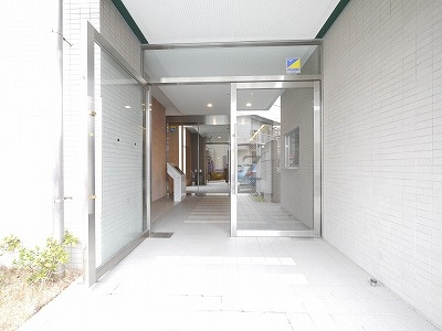 パークハウス鶴見本町通のエントランス