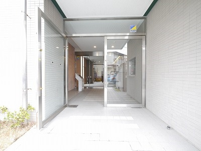 パークハウス鶴見本町通のエントランス